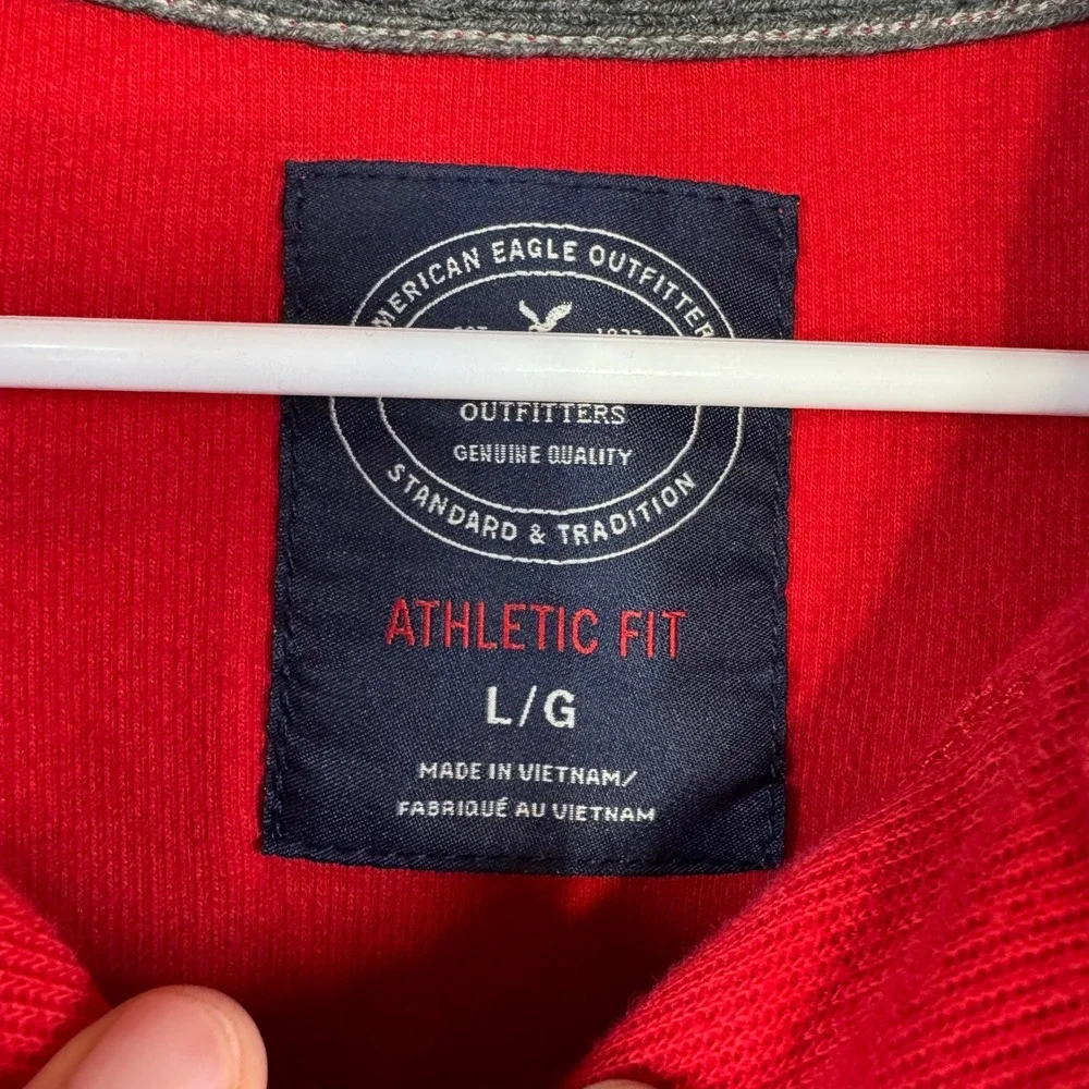 American Eagle Outfitters Athletic Fit Quarter Button Pullover Mens L Red Preppy